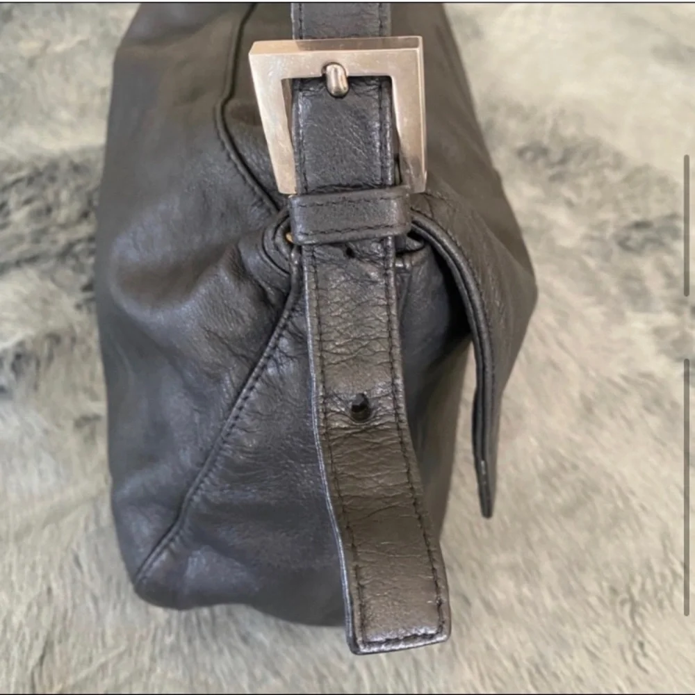 Vintage Fendi Mama Baguette Leather Shoulder Bag - Picture 3 of 15